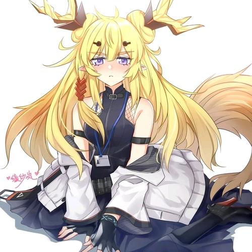 <strong>明日方舟 华丽的惊蛰应该如何使用</strong>